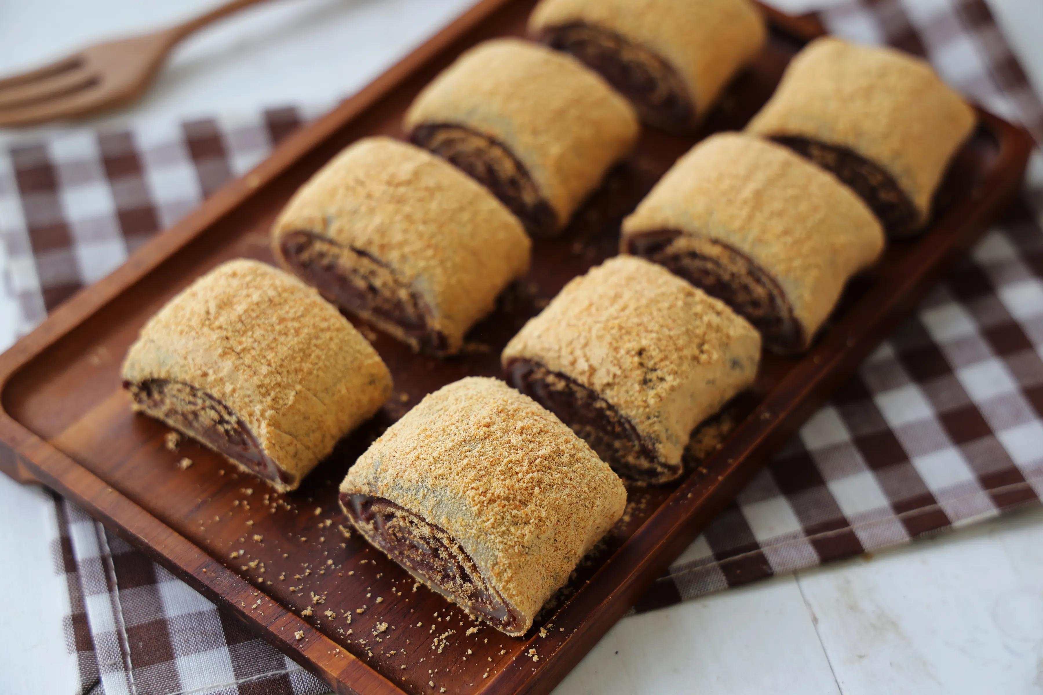 夏天必吃的小吃，糯唧唧的，冰涼爽口，咬一口就上癮，超級好吃哈