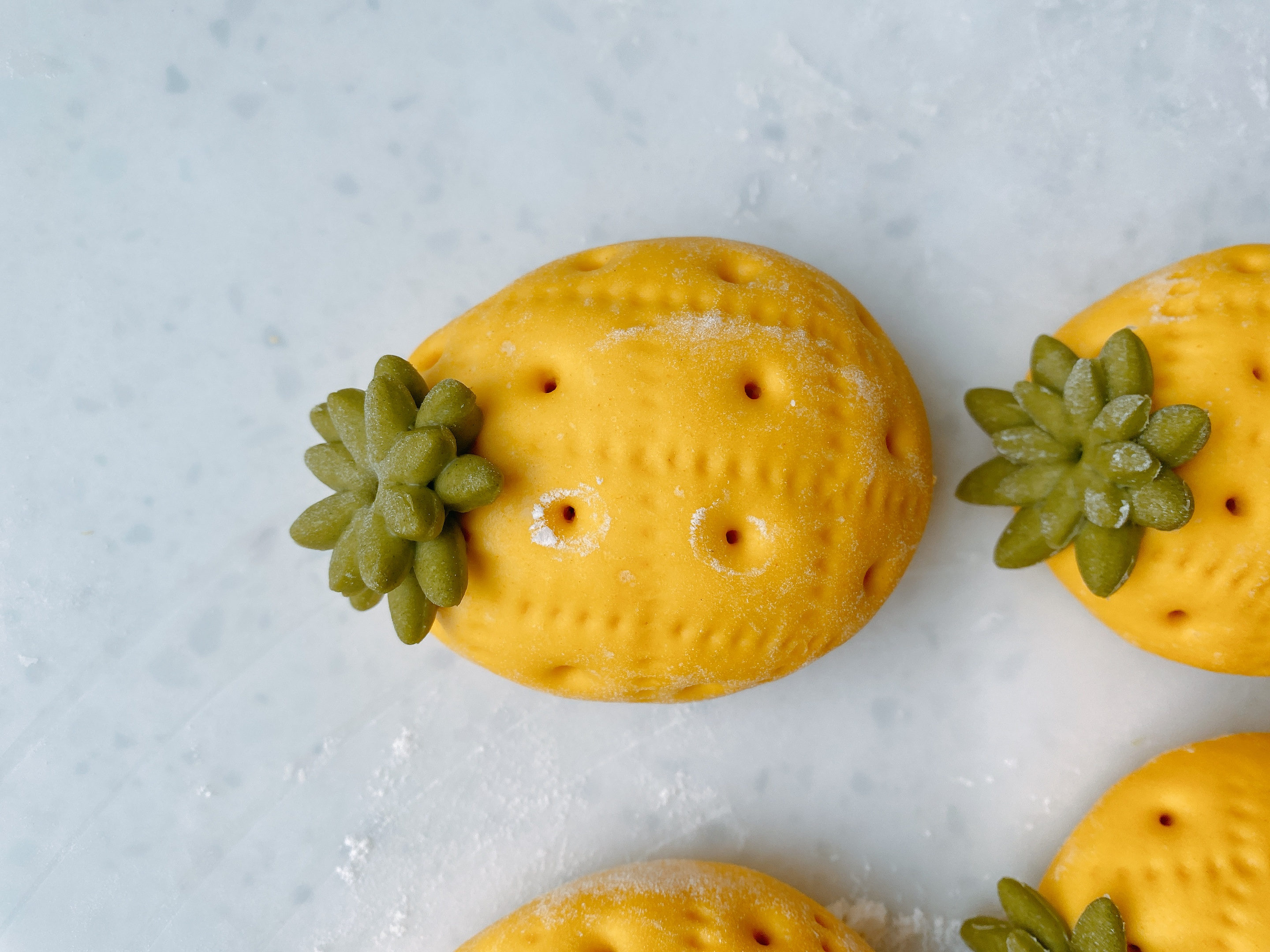 六一兒童節要到了，給孩子做款菠蘿饅頭，顏值高易操作，孩子愛吃