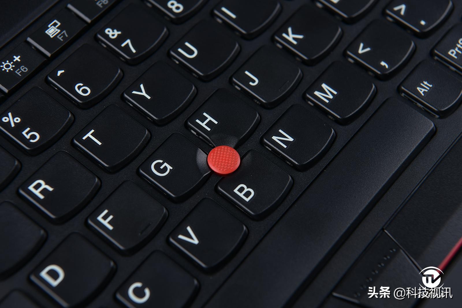 经典传承 极致商务 ThinkPad X390评测