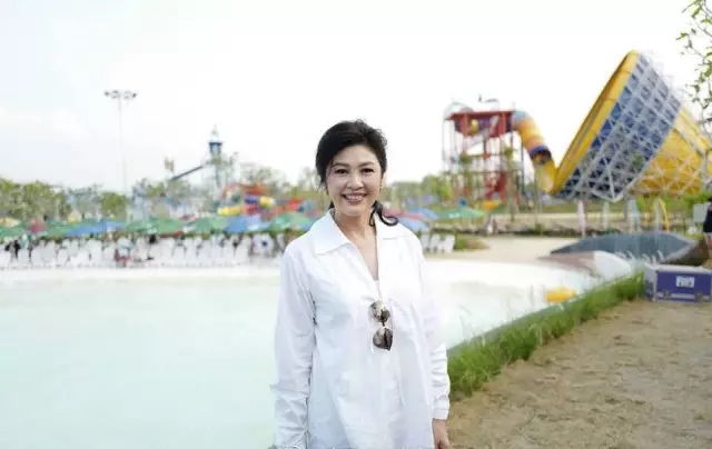 泰国前总理英拉到底多美？奥巴马与其合照，曾令夫人米歇尔嫉妒