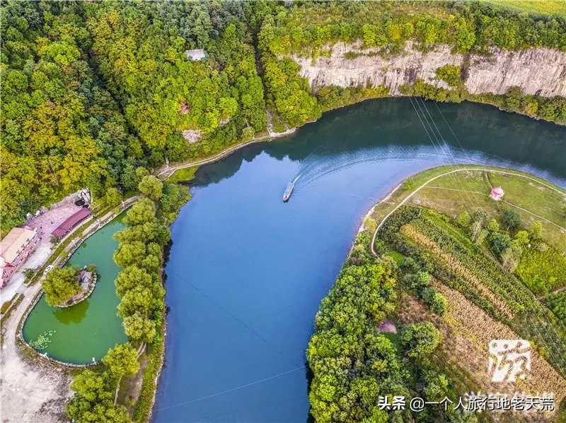 中国最大最美的边境城市，10月将迎来颜值巅峰