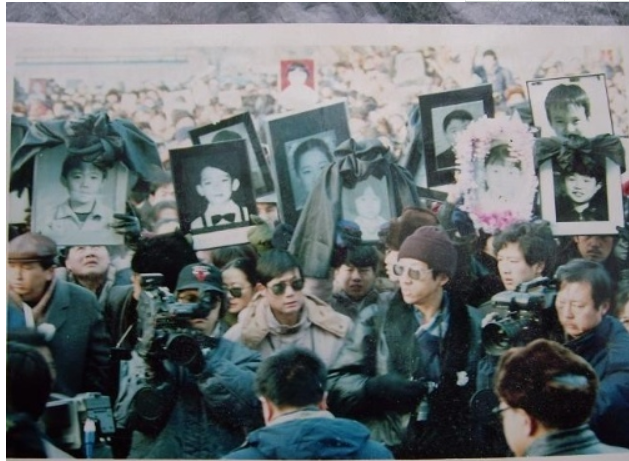 解析1999年克拉玛依灭门案：一家四口被害，最小的孩子才2岁多