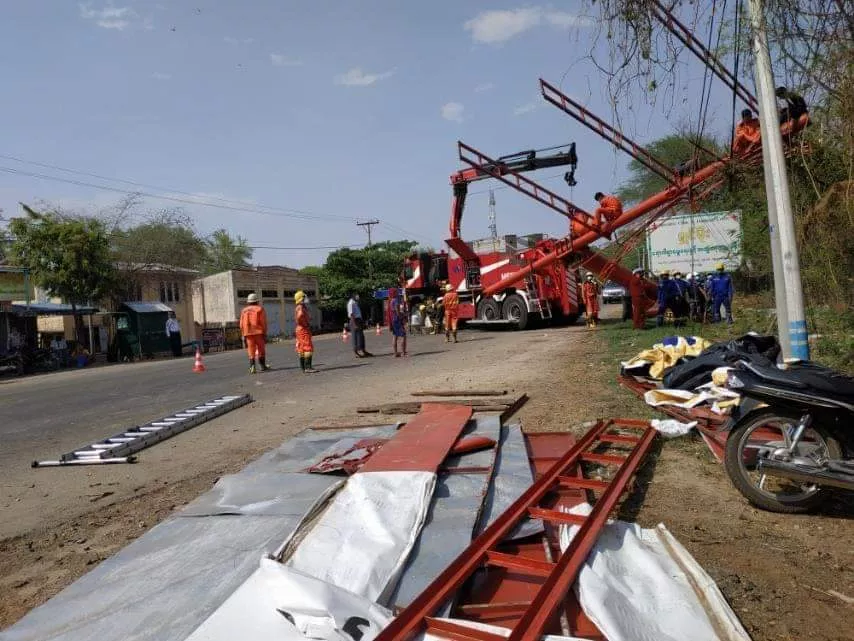 缅甸遭遇强风暴雨冰雹袭击，多个城市一片狼藉