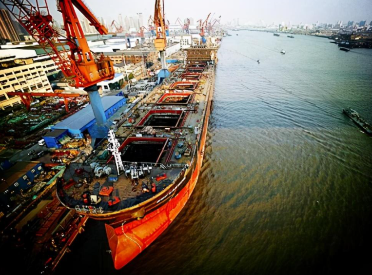 2020前11个月，中国造船订单世界第一，稳坐世界