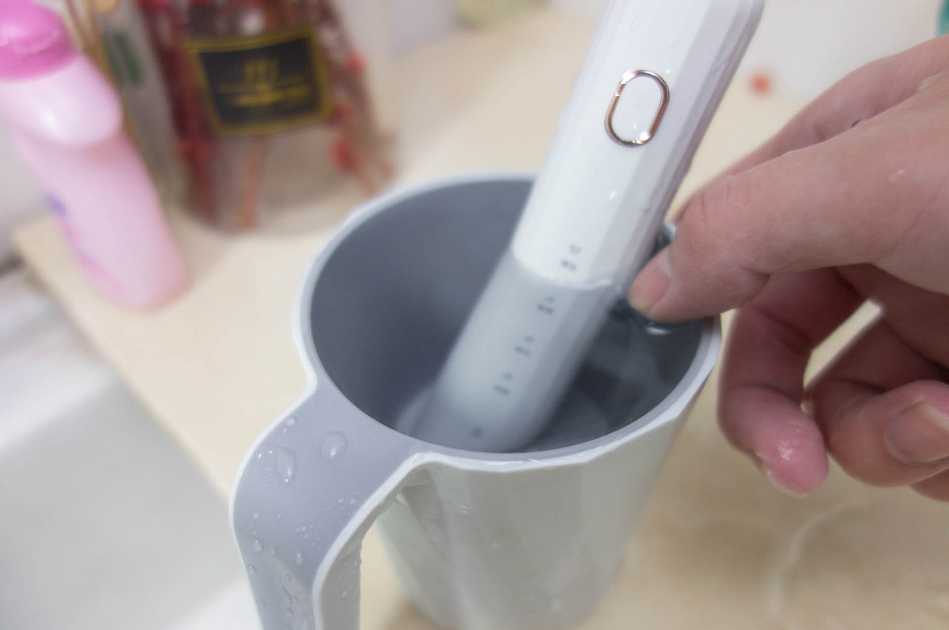 美看mcomb M2 Plus测评报告：360天超长续航，轻松使用一整年