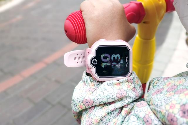 华为儿童手表3 Pro超能版评测：作为家长，我对这款儿童手表心动