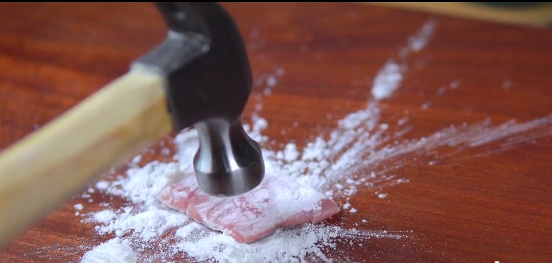 Make hammer delicious hammer flesh, as thin like paper, bright sweet delicate entrance is changed namely