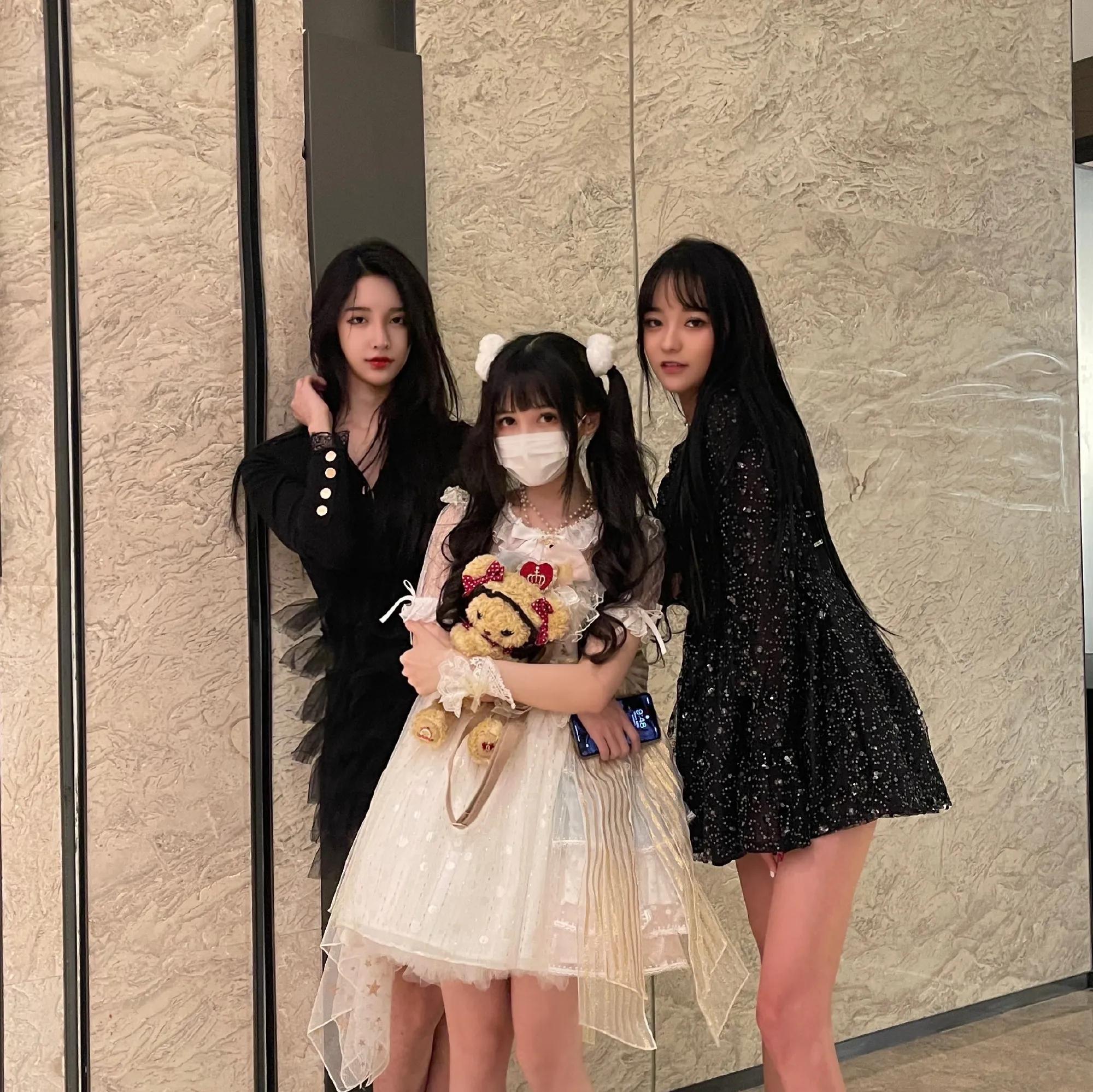 Metamorphic where has so simple, net Gong Ai compares fictional crammer, be ripped so that smash by Venus