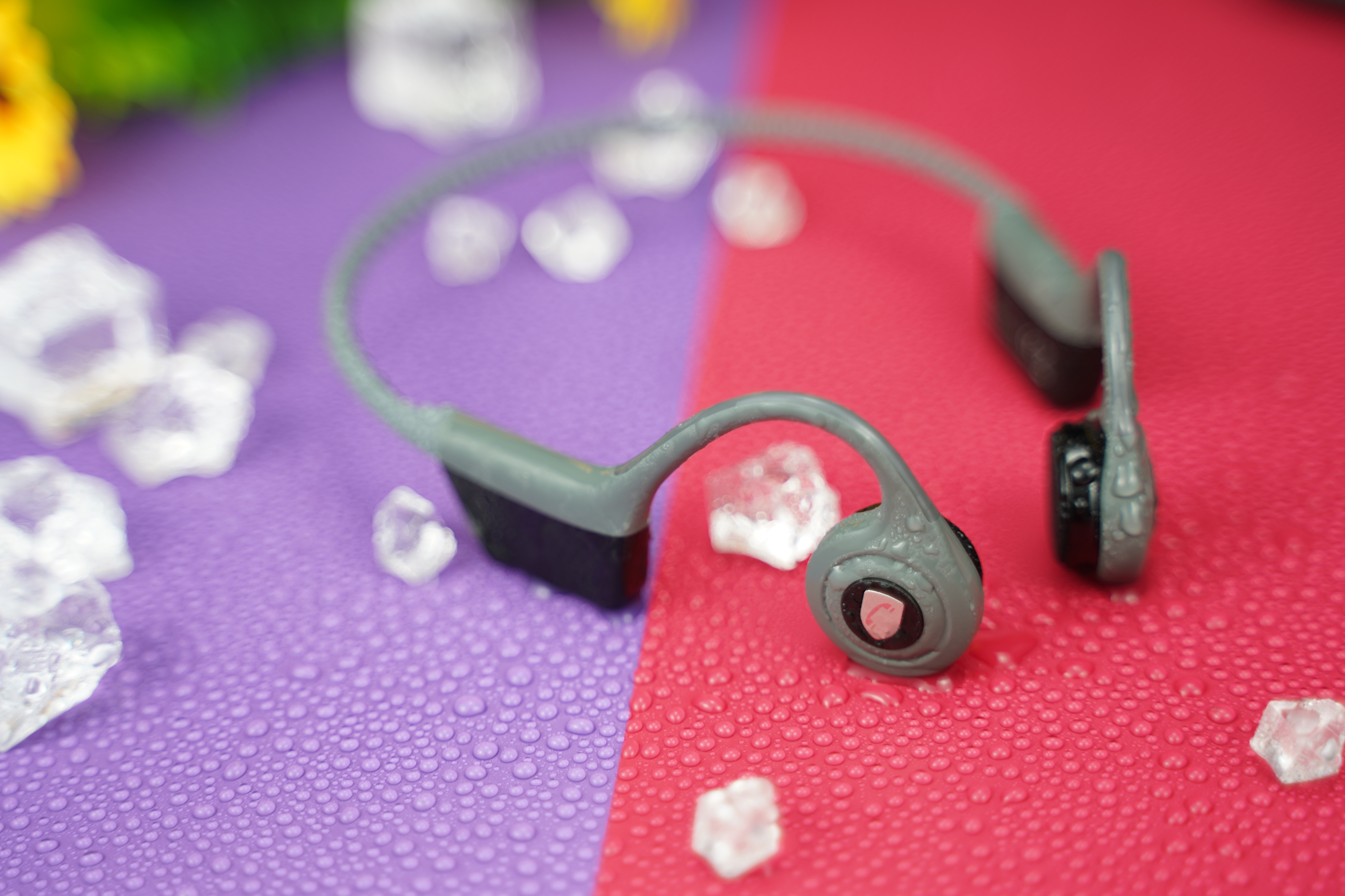 轻便，不伤耳。再遇nineka（南卡）runner骨传导耳机