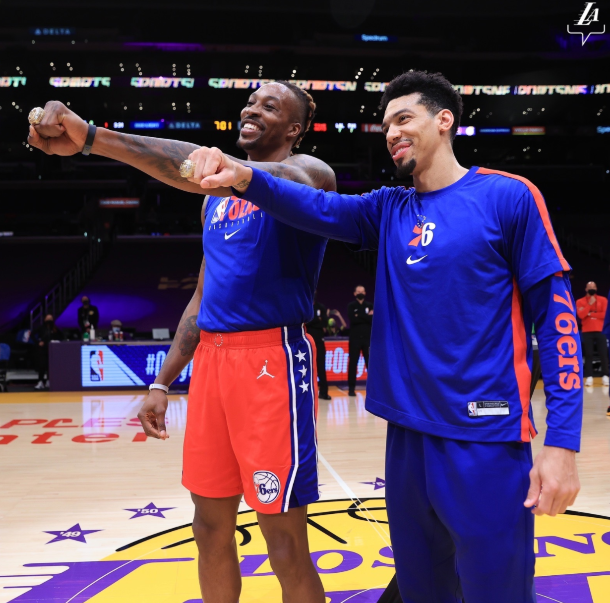 Demon animal Howard is driven out! Only part is hit 6 minutes explode Halley Er, be pushed to eat T+ to bump into person controversy too big