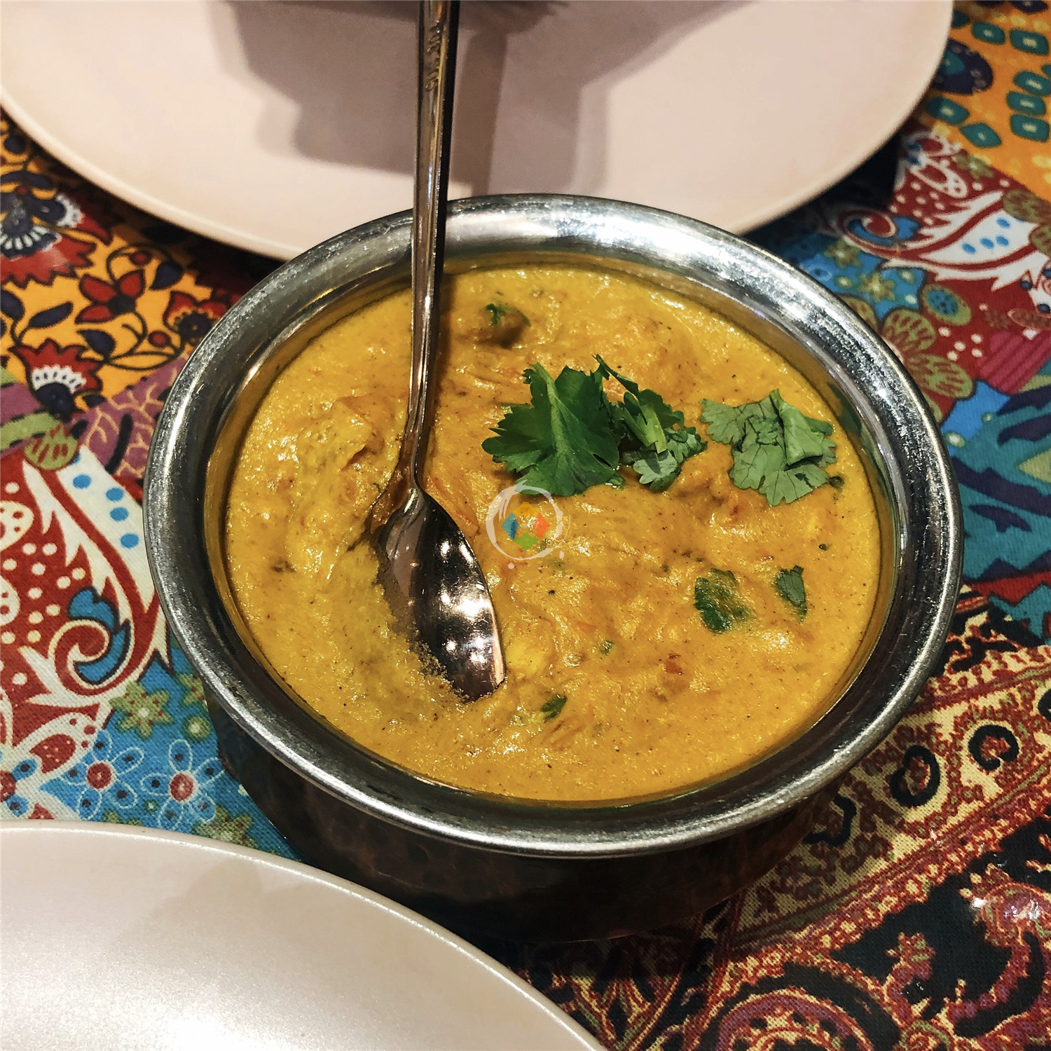 重庆印度餐厅，咖喱很正宗，绿色蘸料太魔性，闻一下就受不了