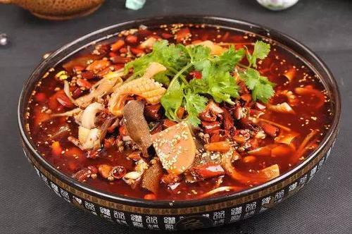 来重庆旅游必不可少的三大美食，外地旅游拍手叫好