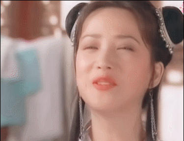 還在嘟嘴扮嫩的阿姨們，看看這些女演員，是如何超齡演出少女感