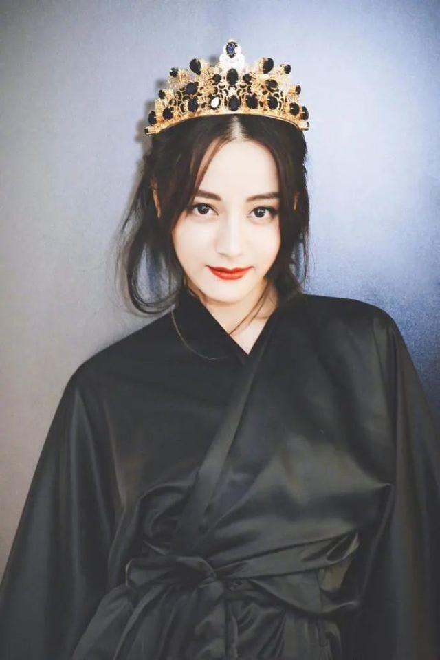 Dan Yan is summit summit 90 hind floret, be procrastinated to break down by amative head career the first person? 