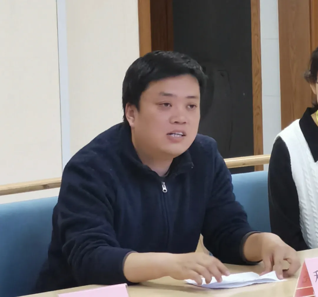 和晋亮发言本次比赛全面展示莲湖区养老护理员的理论水平,实践能力和