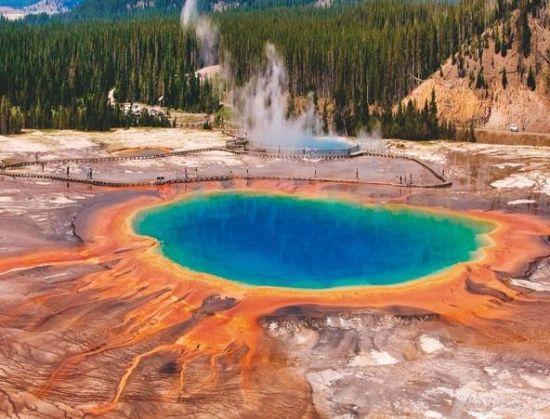 美国祸不单行，黄石火山脚下的犹他州5.2级地震