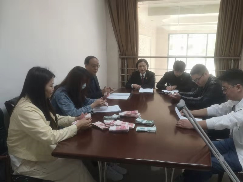 安康铁路运输法院 | 法官耐心调解让当事人拿到真金白银