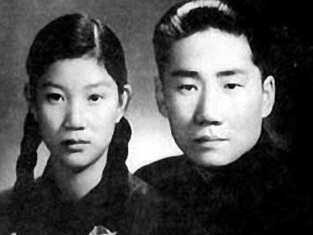 ë��Ӣȥ����֮ǰ����������4�����飬���������Ӳ�������������