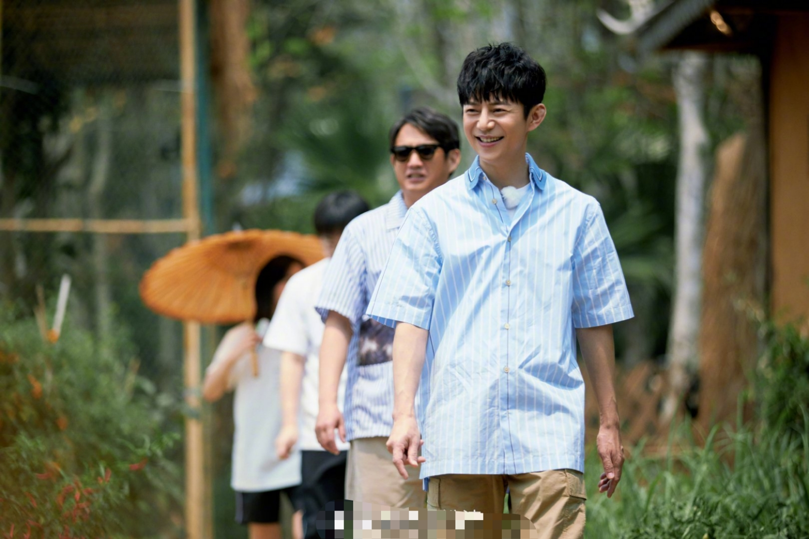 被指作秀？《向往4》来了点“颜色”，累瘫一众嘉宾