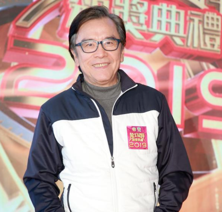 邵氏武侠三雄晚年：狄龙患病老太快，姜大卫还拍戏，他已中风失智