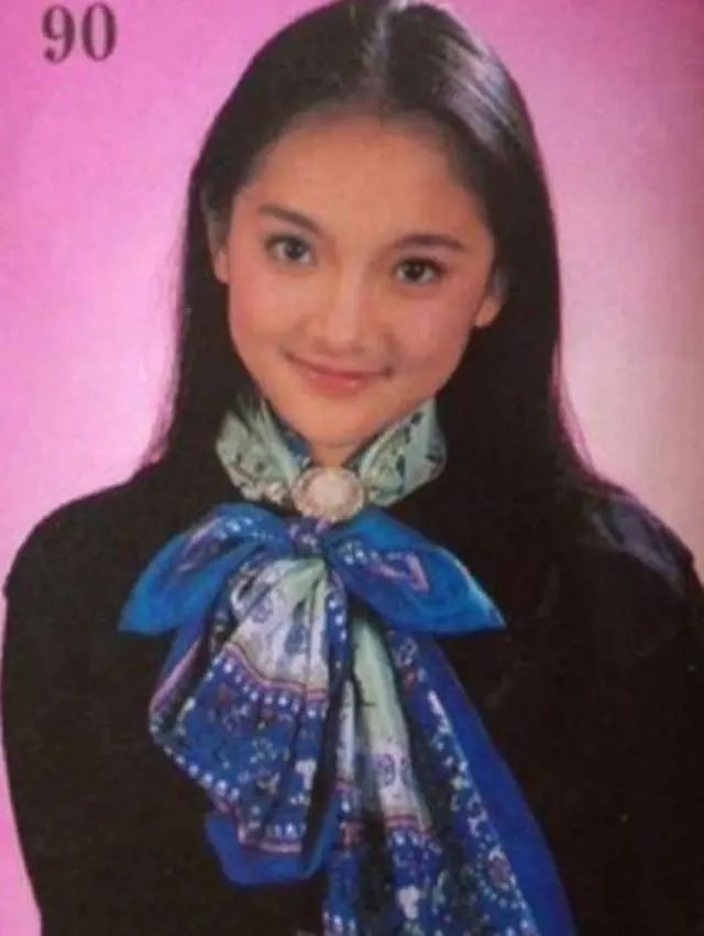 王菲周迅隔空义演：谁说爱过同一个男人，就不