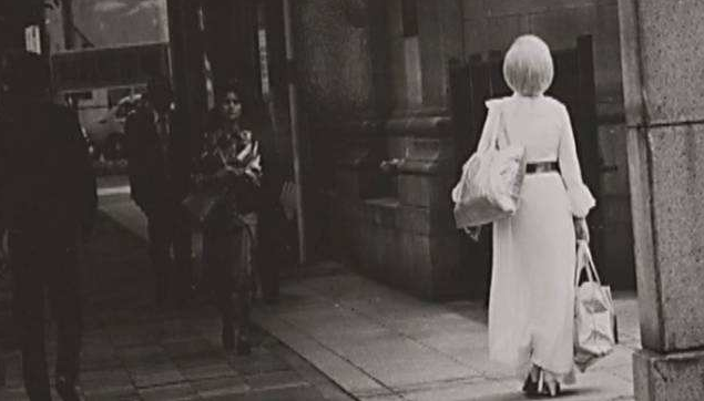 她是日本受人尊重的站街女，苦等60年，只为等一