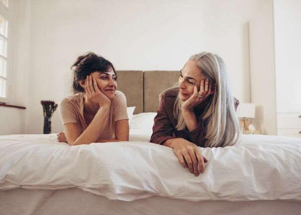 醫生忠告：晚上堅持�3多4不要�，或能遠離癌症，需了解