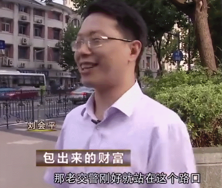 上海“包子大王”：初中文化，白手起家挣50亿，凭啥？