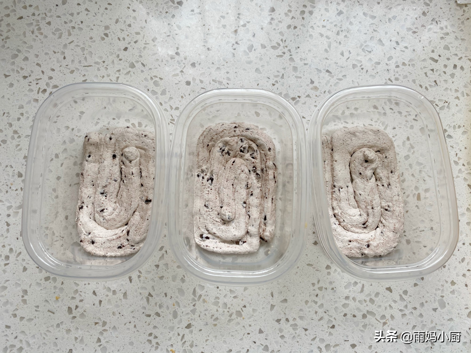 清明踏青時節，分享一款方便攜帶的鹹奶油蛋糕，清爽美味好吃不膩