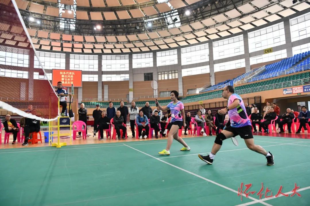 2020年全市人大系统羽毛球、乒乓球比赛在辰溪举行