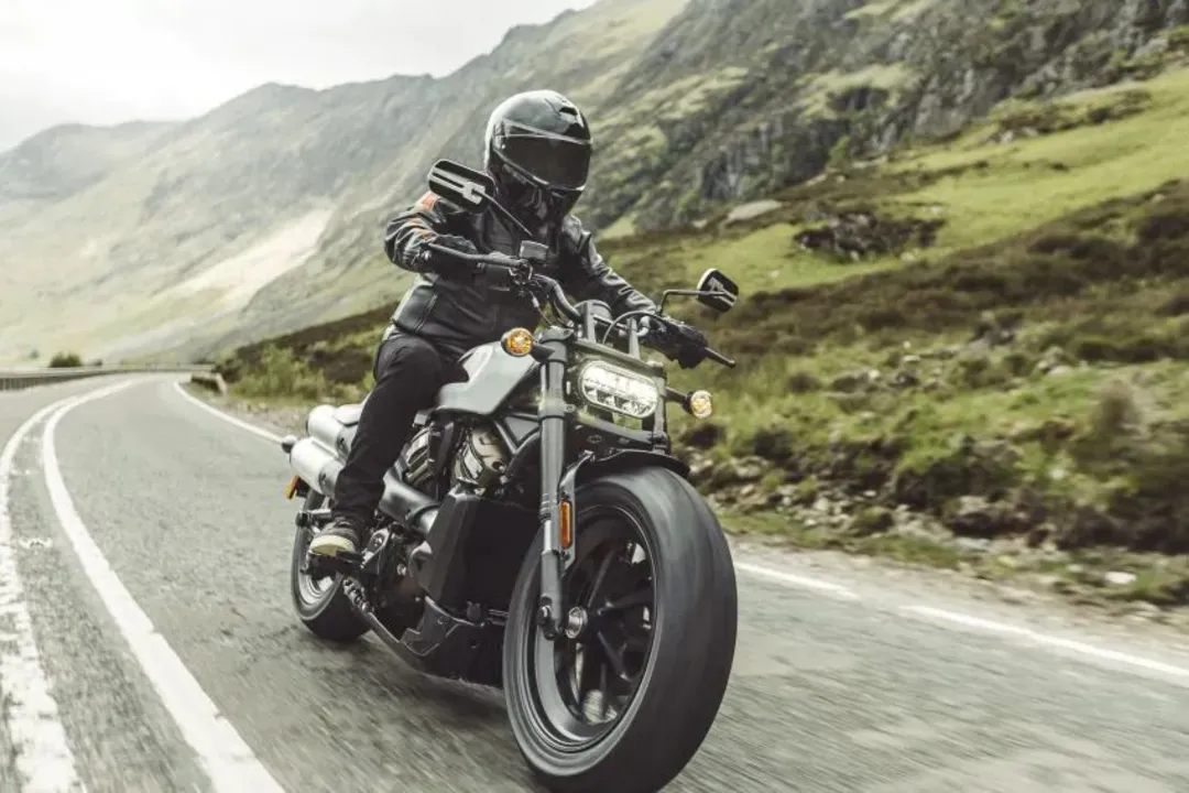 �³�����15.98��Ԫ������Sportster S���� �����������Ʒ��ջ�