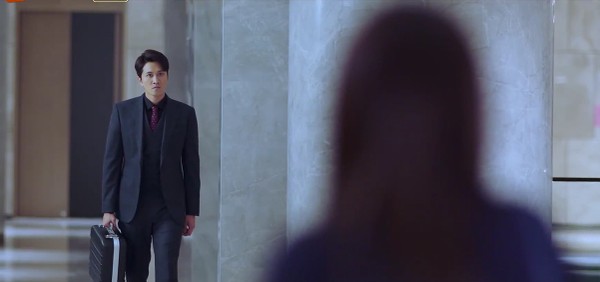 封潇声|《阳光之下》渣的十项全能封潇声：貌似最强势 其实爱得最卑微