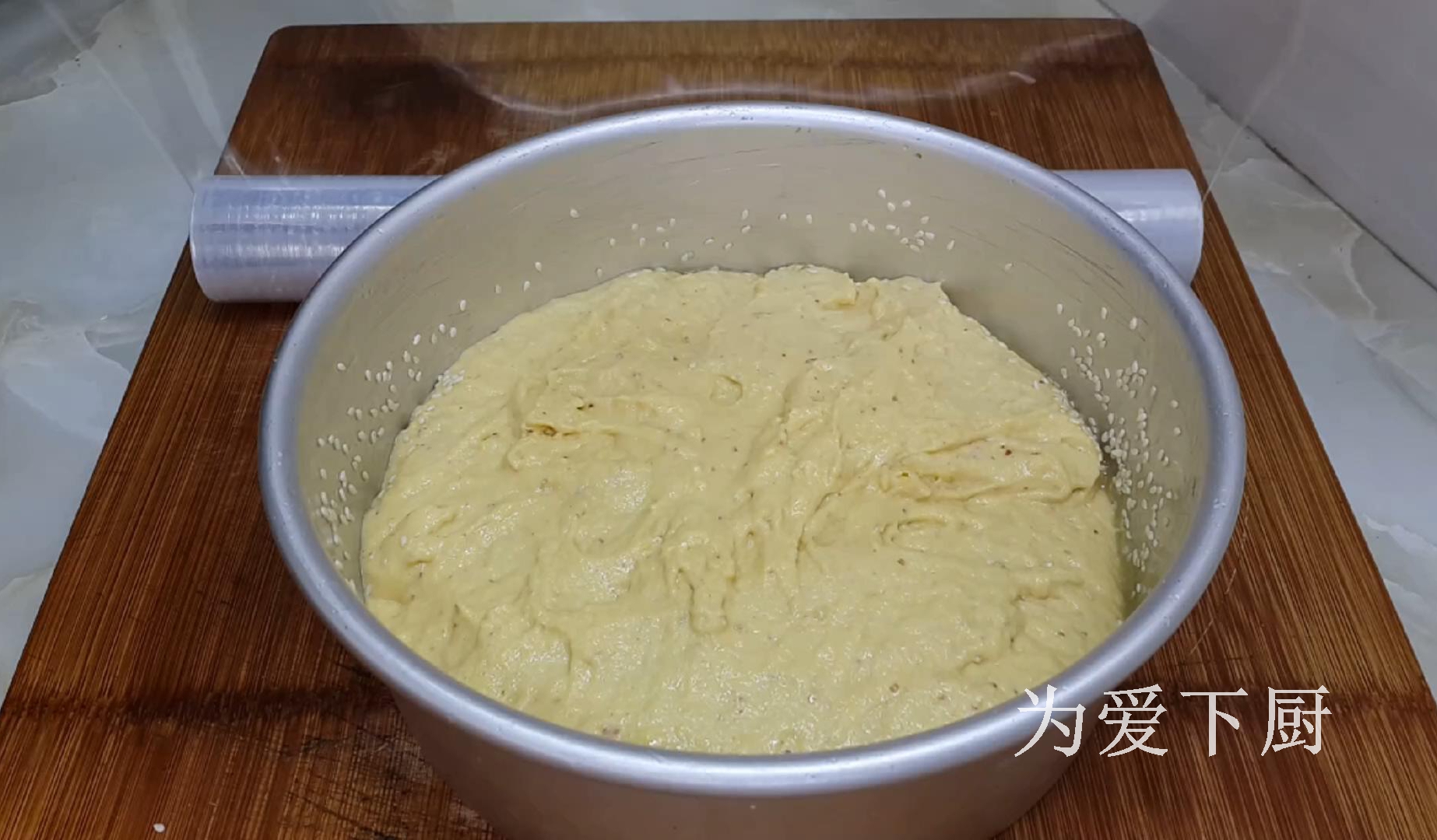 發糕別直接蒸著吃了，加2個蘋果，鬆軟香甜，保證孩子愛吃不挑食