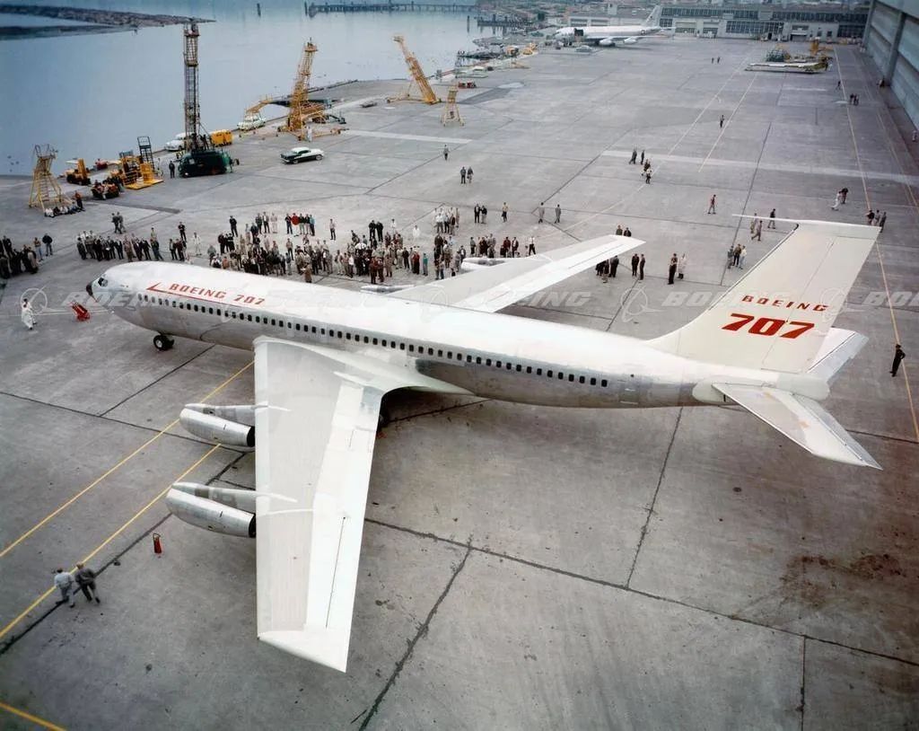 60年代的噴氣四先鋒（4）DC-8