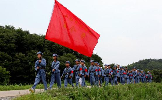 如果这对红军夫妇参加授衔，丈夫至少是大将，妻子至少是中将