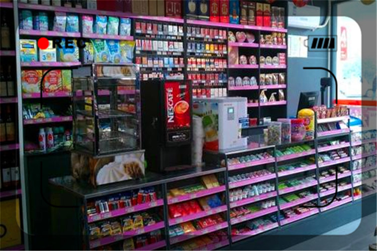 目前投资20万元，每月收益1万元，市场上有哪些