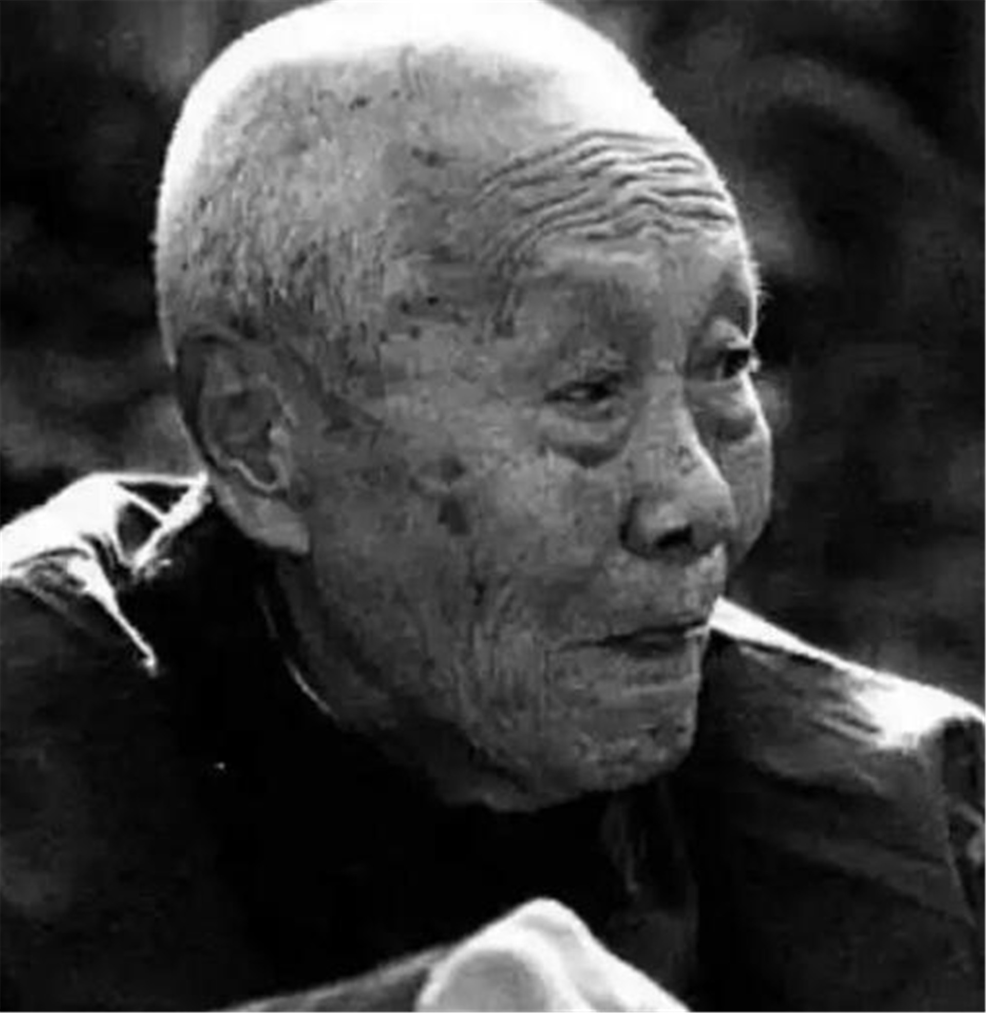 中国最后一个太监口述：妃子洗澡从不自己动手，全靠太监帮忙