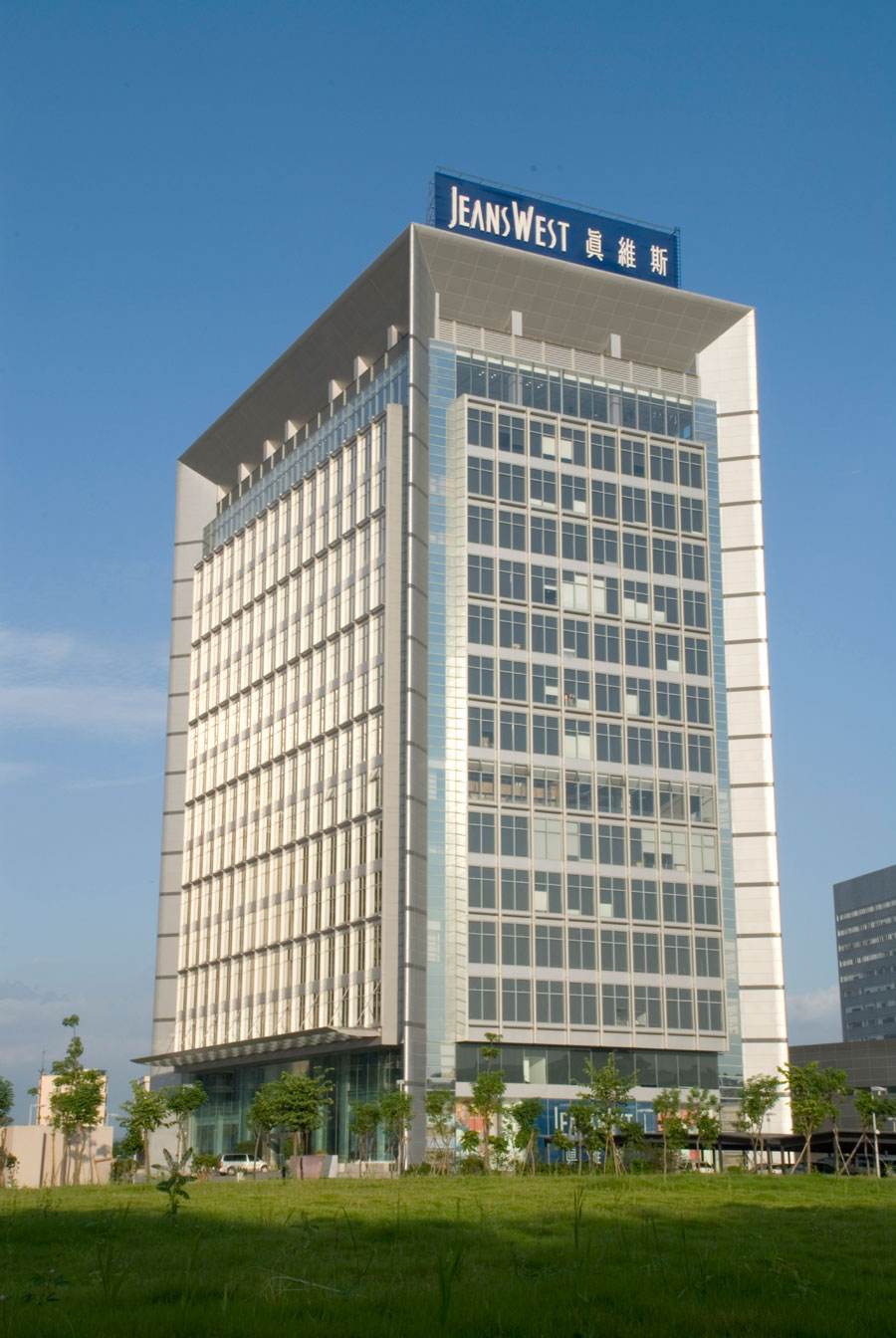 主打高端定位的真维斯，后来为什么变成了烂大街的品牌？