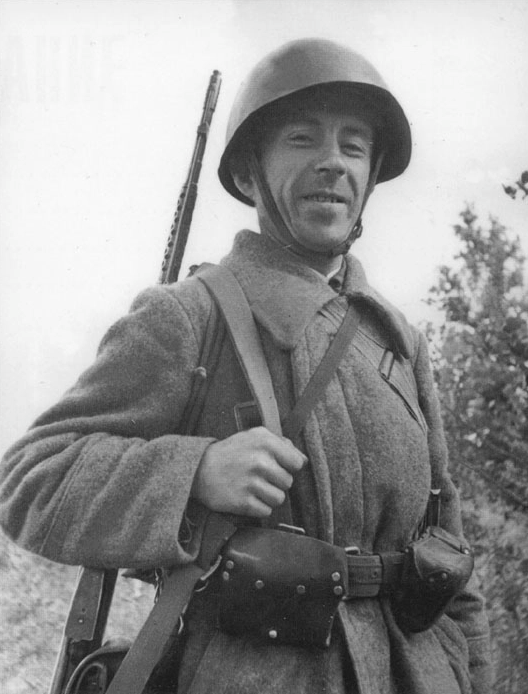 拿起波波沙，一起喊乌拉，二战苏联红军单兵携弹量一览