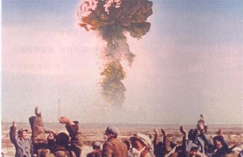1969年，苏联扬言要使用核弹炸平中国，为何最终选择放弃？