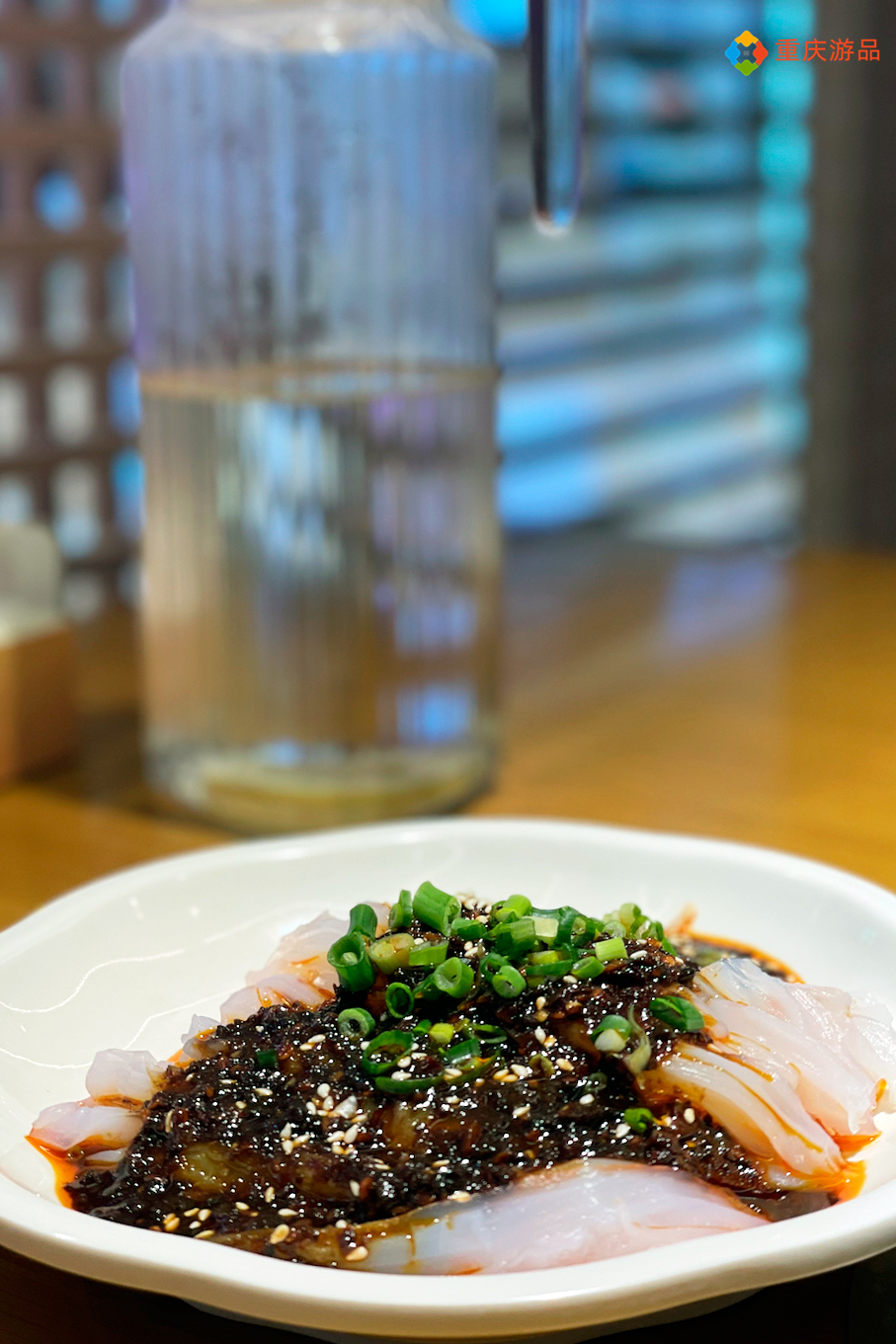 在重庆吃北京烤鸭，截然不同的做法，让广州的朋友大呼过瘾