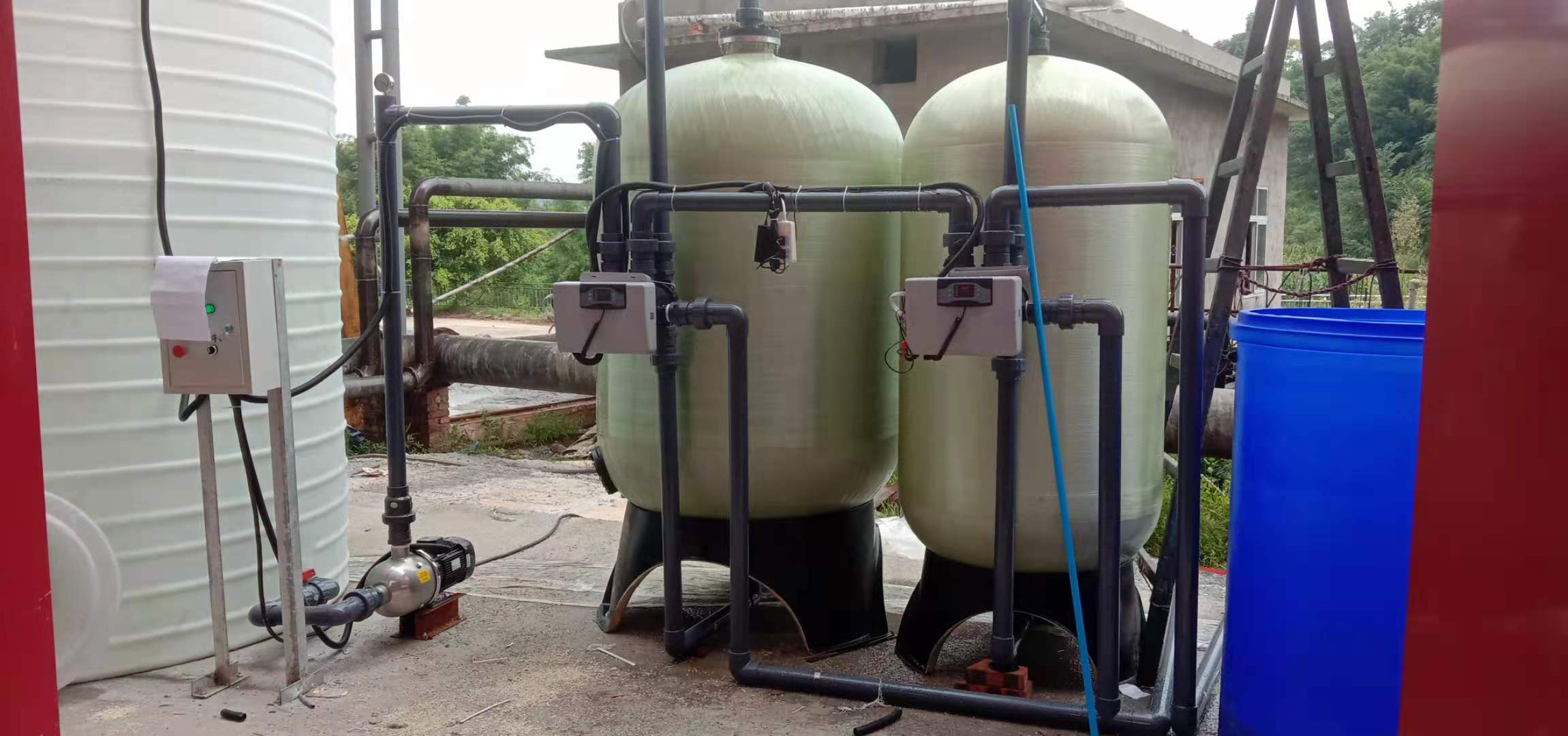 四川禹华10t软水器安装调试现场