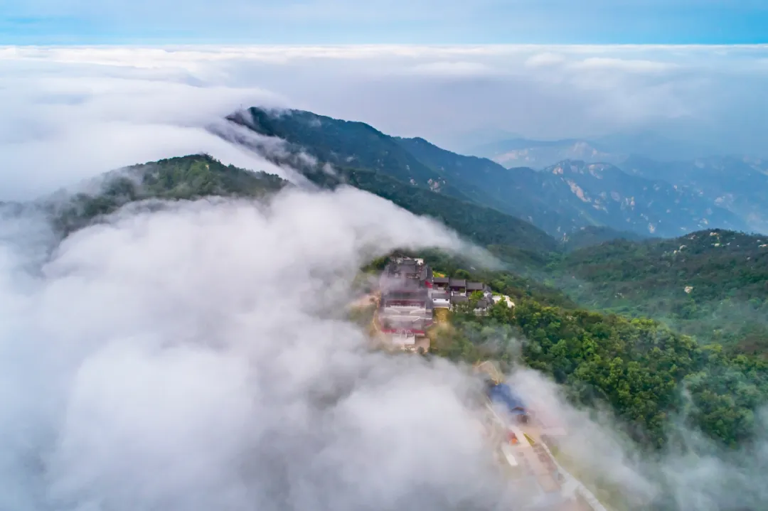 旅游新体验助力全面复苏，五一小长假天蒙山持续火爆、圆满收官