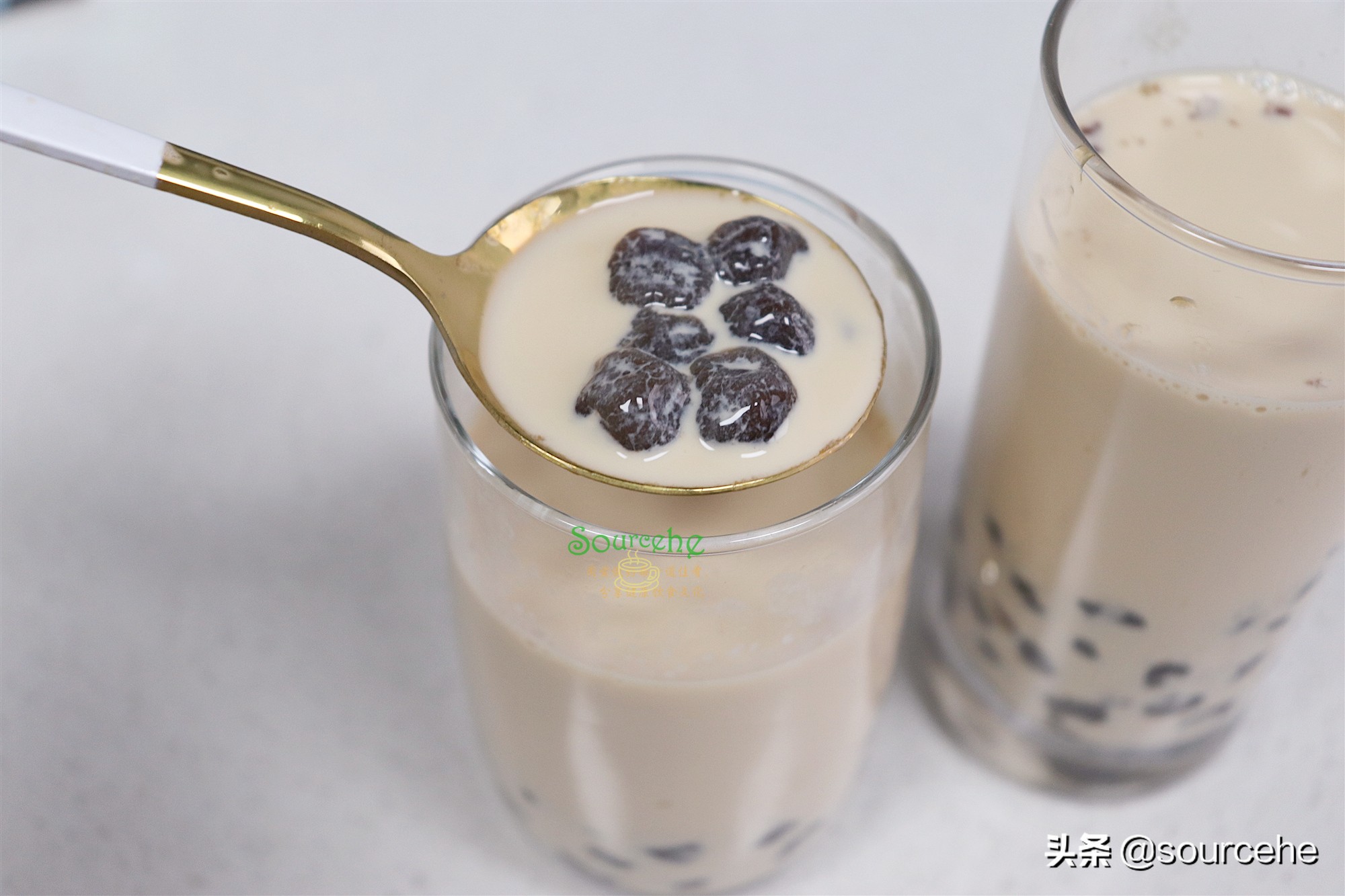 天气热，想喝奶茶不用买，在家做很简单，零添加，健康又好喝