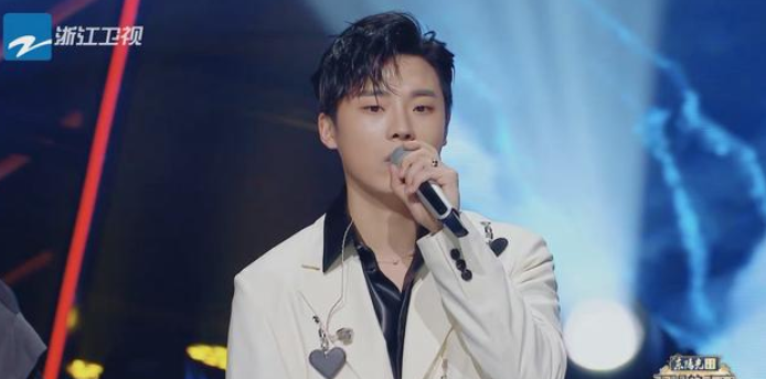 恋情|高嘉朗公开恋情曾多次称自己单身 评论区却翻车了