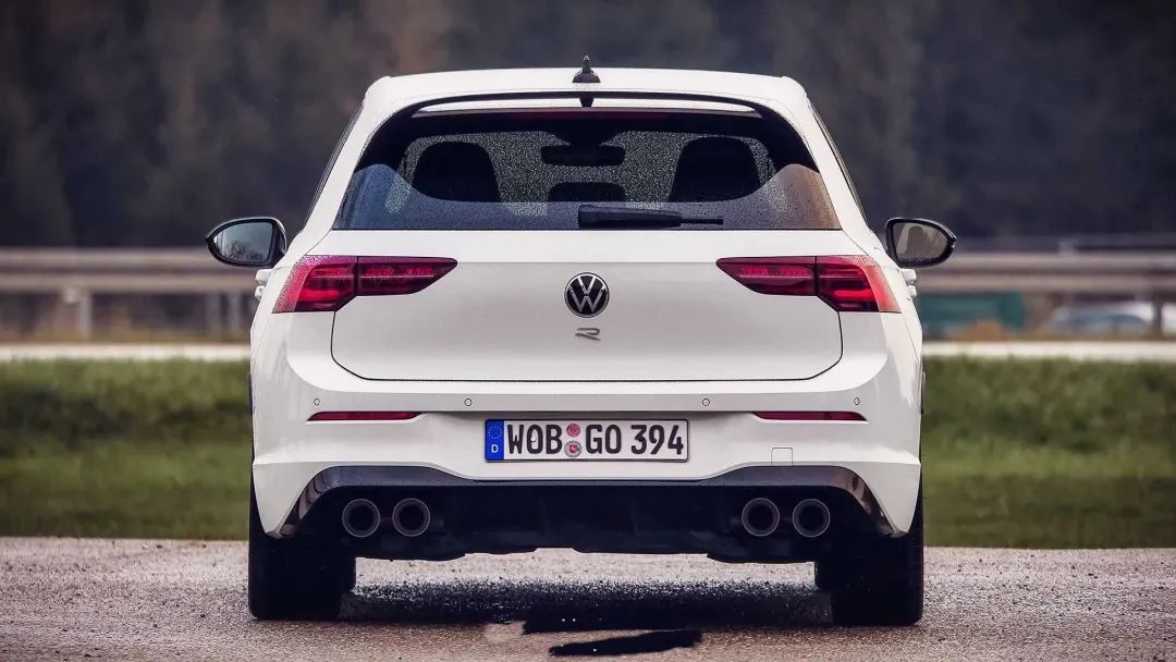 这款大众的两厢钢炮，价格居然直逼保时捷718？