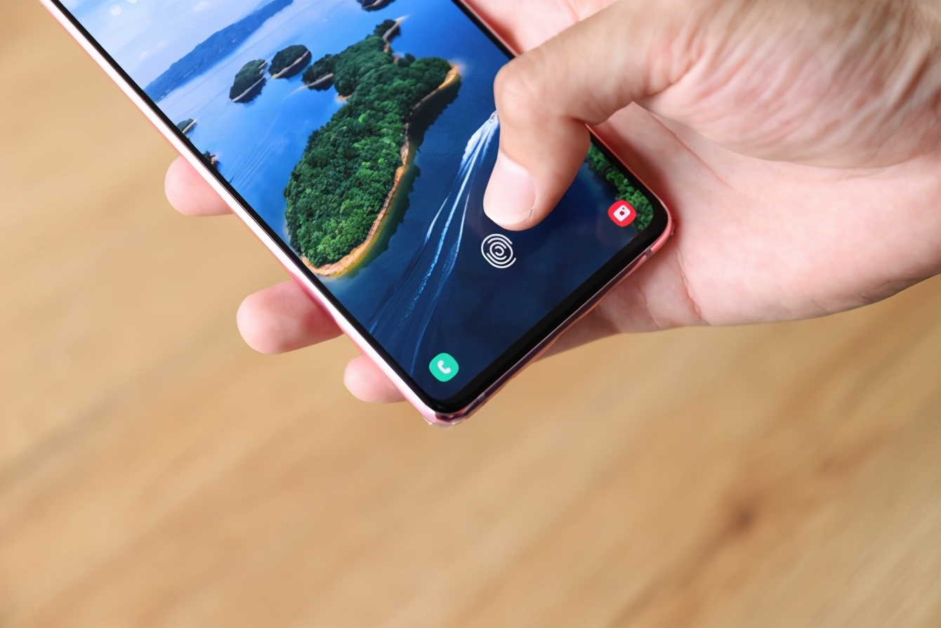 2020最畅销手机TOP10出炉，苹果疯狂霸榜，国产仅