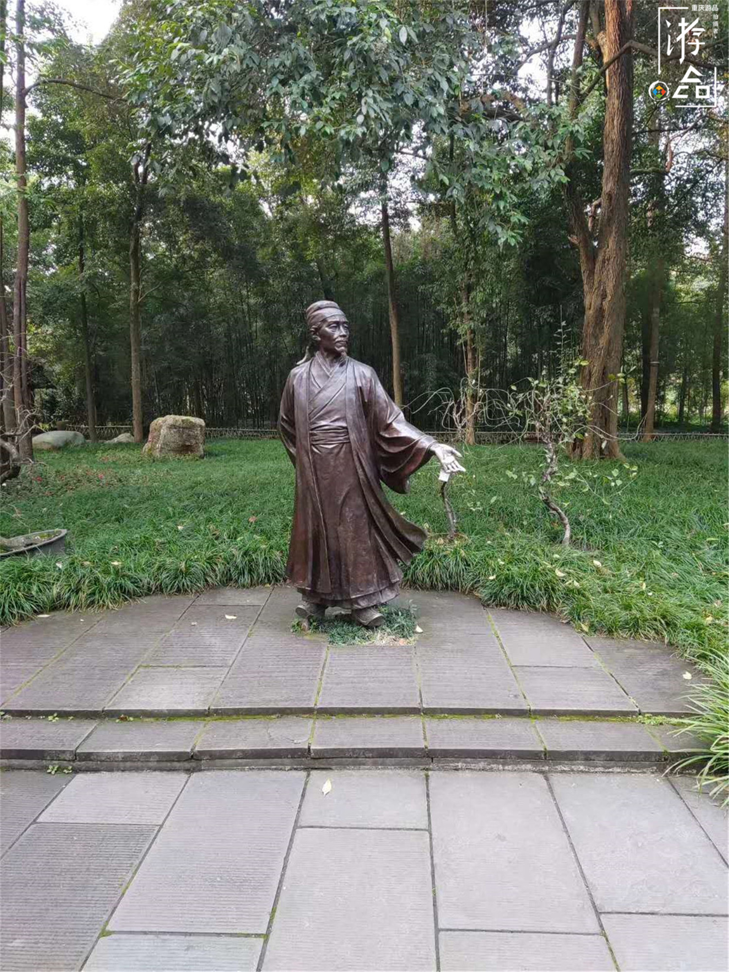 一天逛完3个景点，一条公交线路串联，这是成都的文化精髓所在