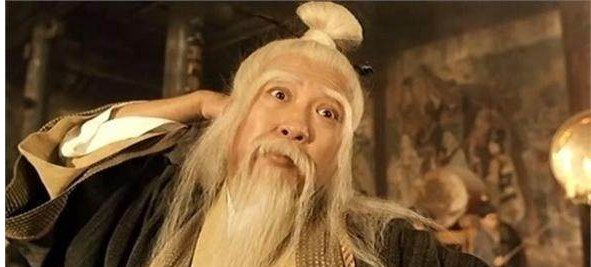 他生于清初死于民国，娶24个老婆，200岁时还到处