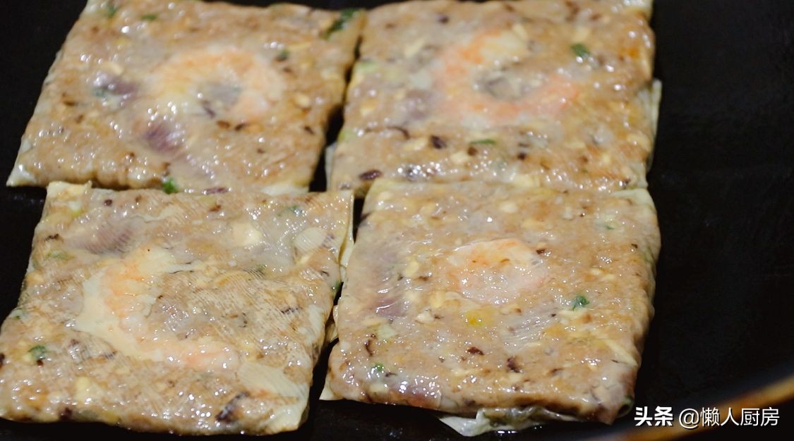 這是香煎豆腐皮蝦餅，鹹香可口，其它做法靠邊站
